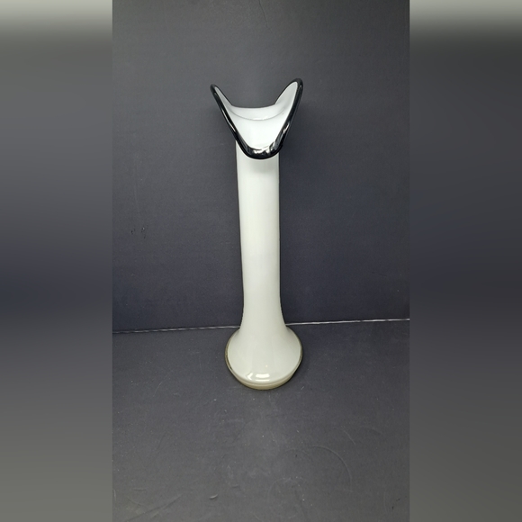 Jerry Sluczan-Orkusz Large Black And White Art Glass Vase - Picture 2 of 4